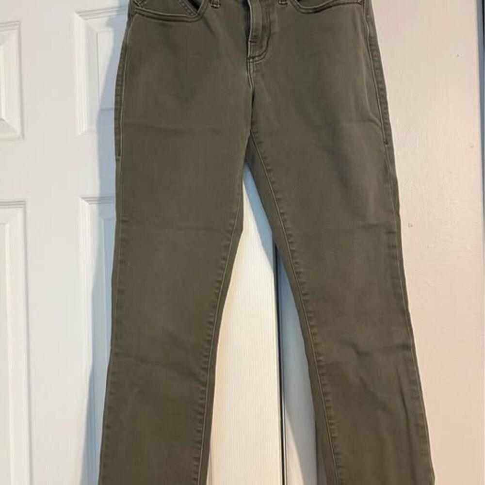 Rock & Republic Kendall Women’s Size 6 Olive Green Bootcut Jeans Winged Skull